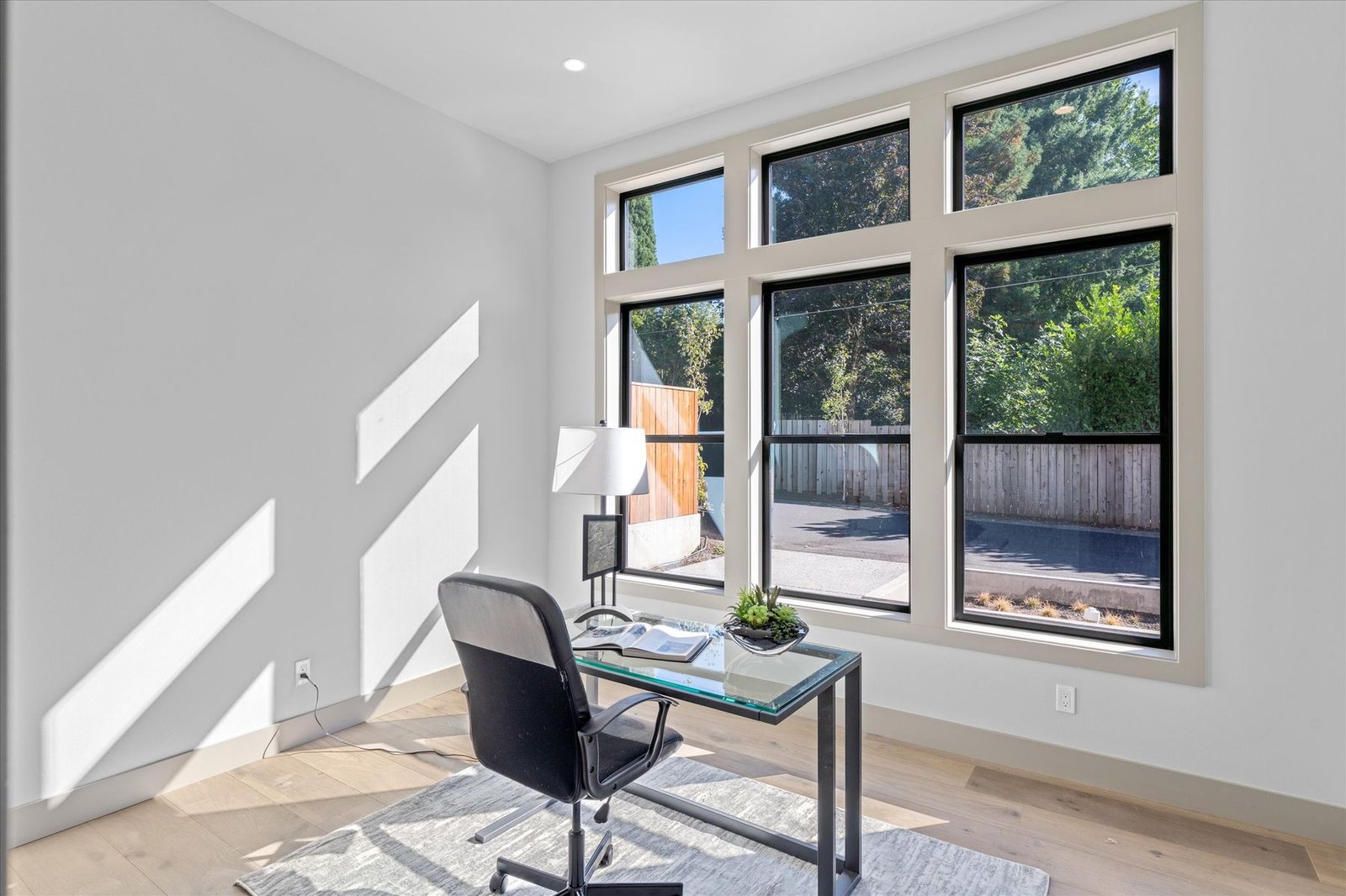 Home office nook
